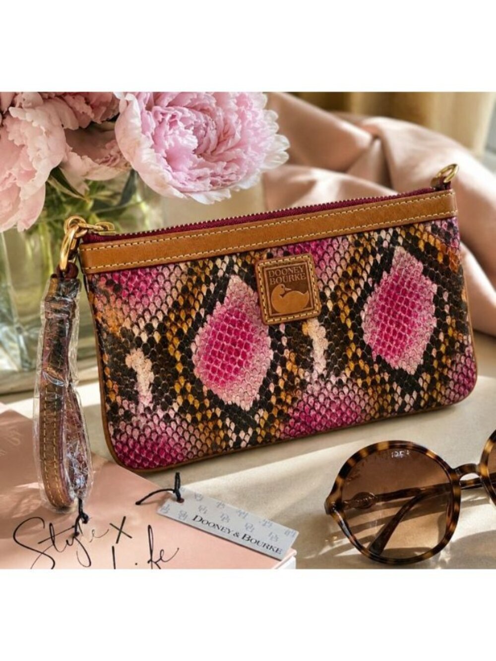 NWT Dooney & Bourke Pink Python Snake Leather Large Slim Wristlet Clutch Rare - Picture 2 of 16